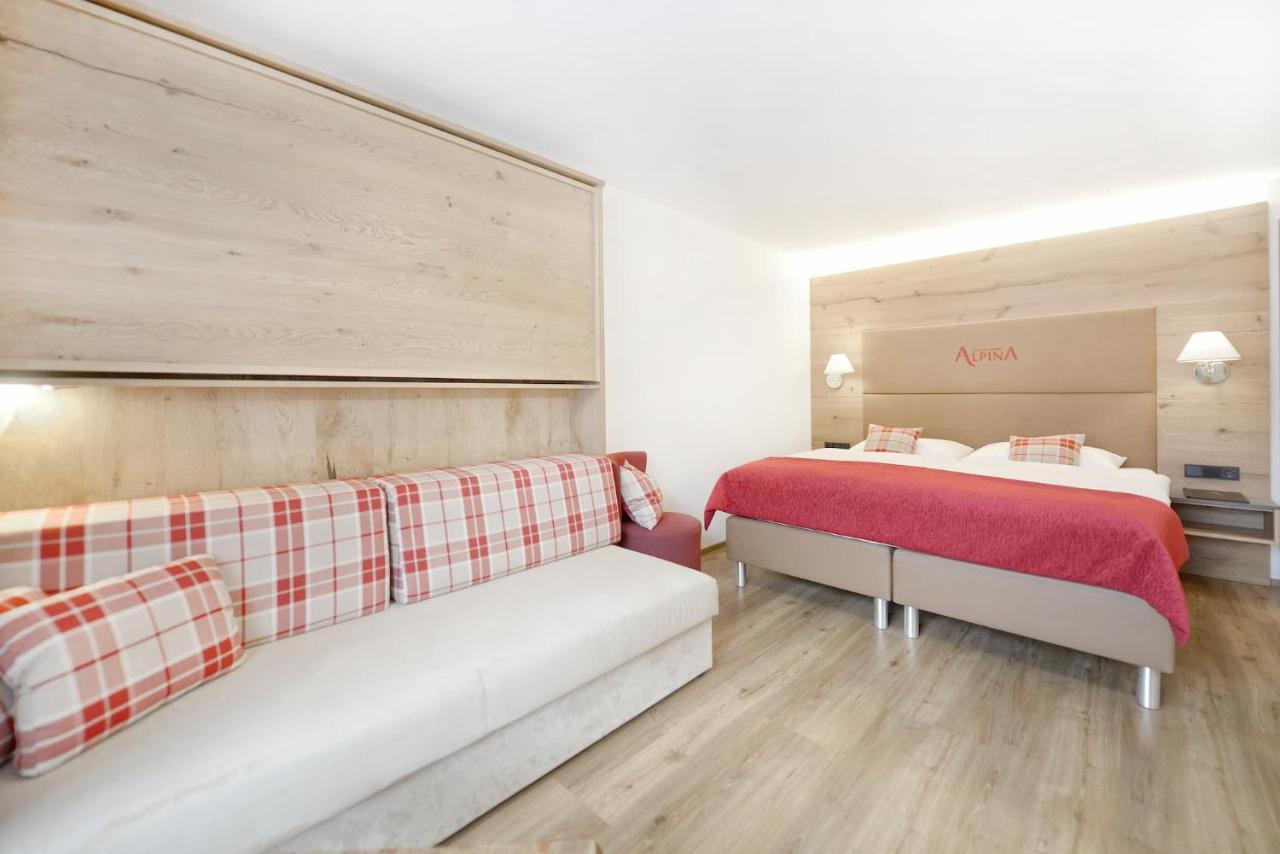 Hotel Alpina Superior Pettneu am Arlberg Bagian luar foto