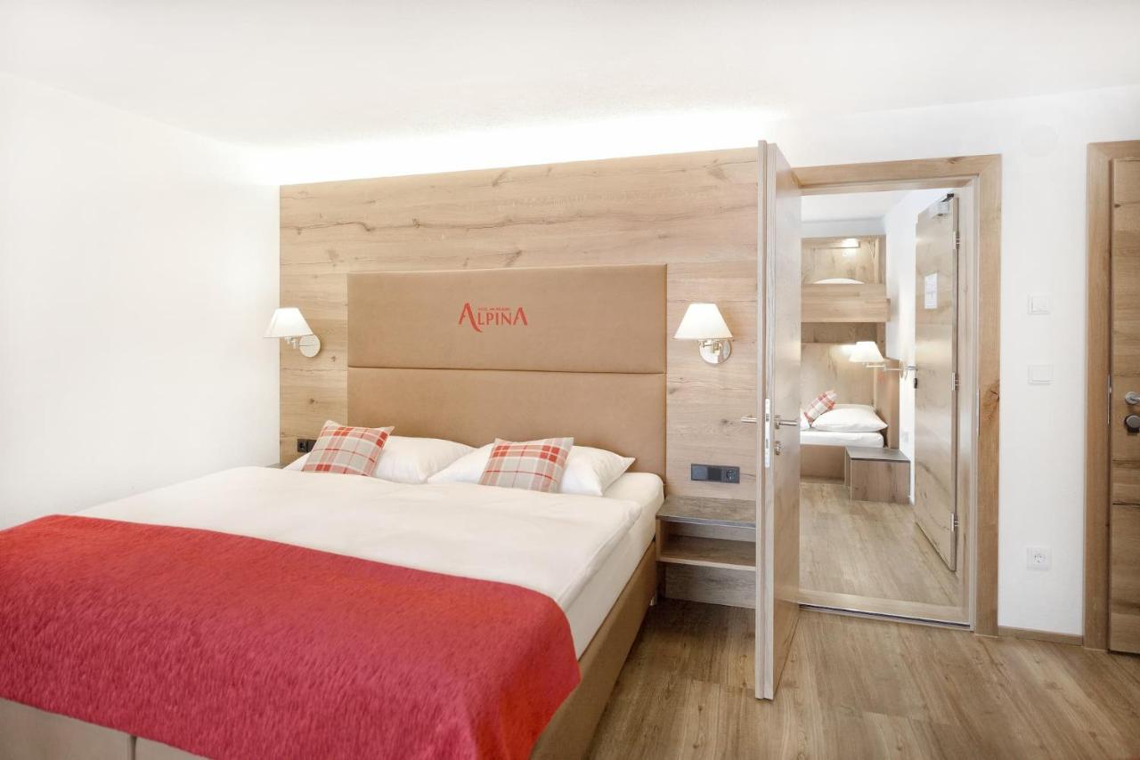 Hotel Alpina Superior Pettneu am Arlberg Bagian luar foto